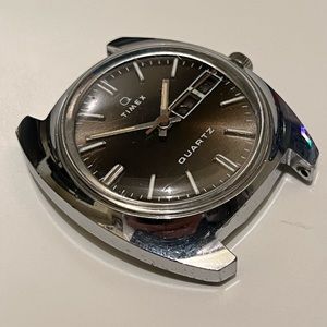 Timex q men’s vintage quartz watch